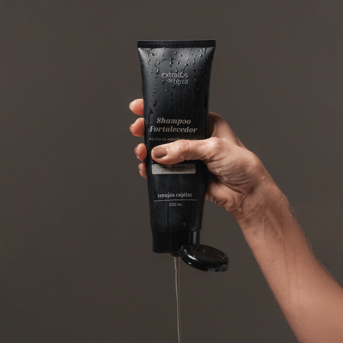 Shampoo Fortalecedor e Antiqueda